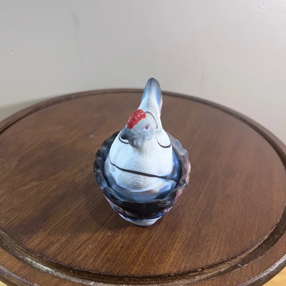 Vtg Rosso Glass Amethyst Slag Mini Hen on Nest Figurine Purple Blue White